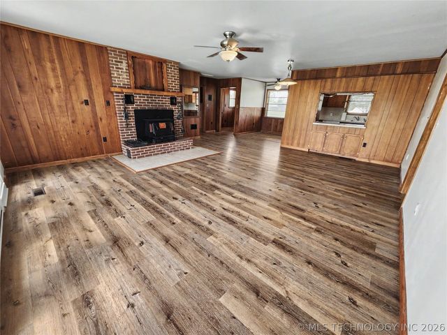32132 Hwy 82, Cookson, OK 74427