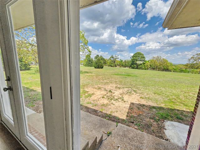 32132 Hwy 82, Cookson, OK 74427