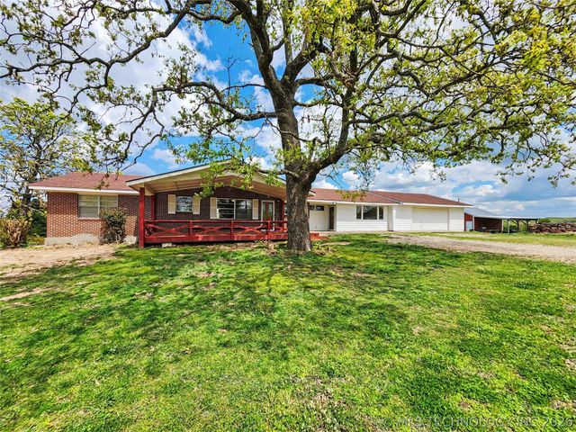 32132 Hwy 82, Cookson, OK 74427