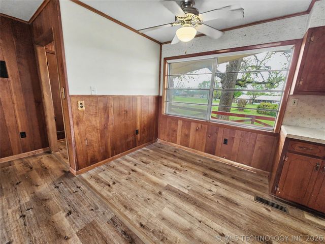 32132 Hwy 82, Cookson, OK 74427