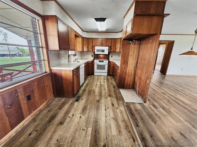 32132 Hwy 82, Cookson, OK 74427