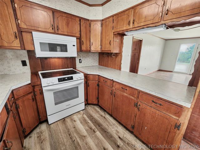 32132 Hwy 82, Cookson, OK 74427