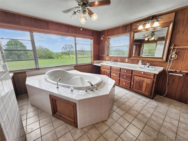 32132 Hwy 82, Cookson, OK 74427