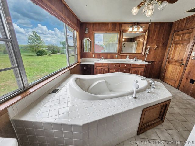 32132 Hwy 82, Cookson, OK 74427