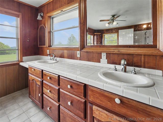 32132 Hwy 82, Cookson, OK 74427