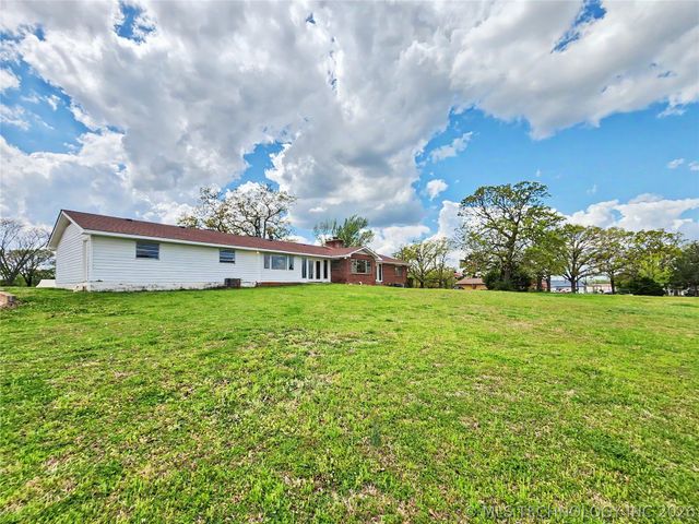 32132 Hwy 82, Cookson, OK 74427