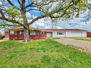 32132 Hwy 82, Cookson, OK 74427