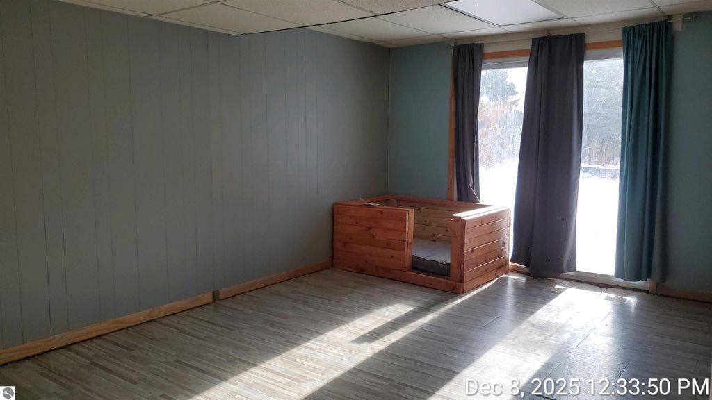 Image 10 of property listing at 13215 McKinley Road, Rodney, MI 49342