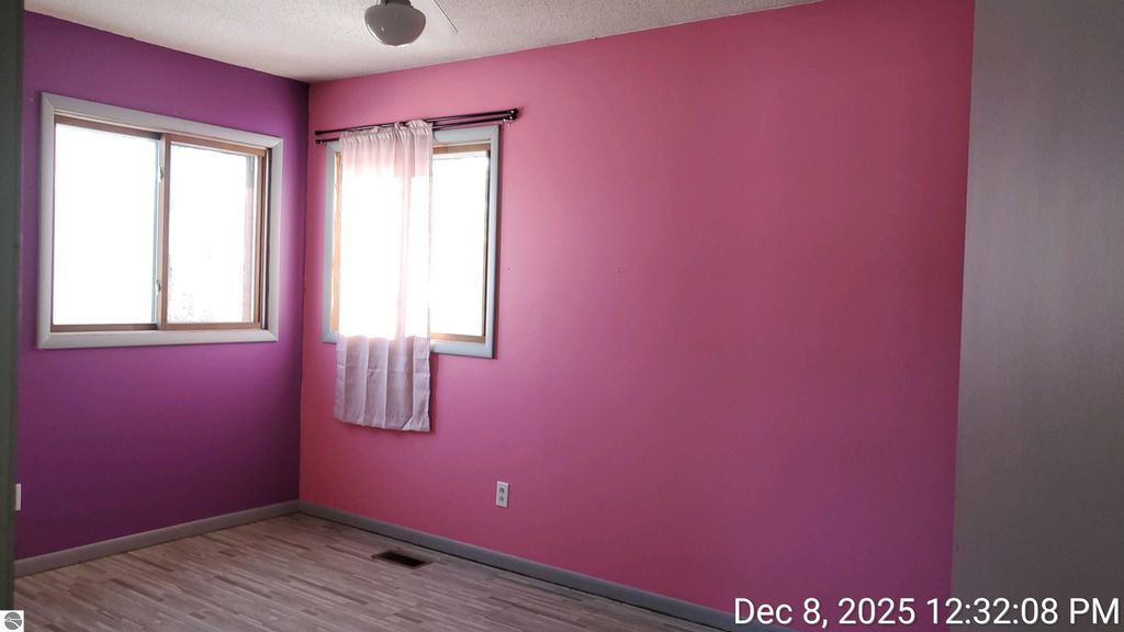 Image 9 of property listing at 13215 McKinley Road, Rodney, MI 49342