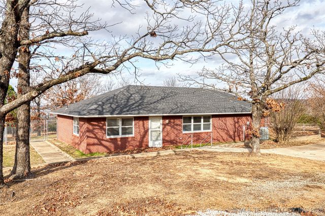 3440 Seven Devils Road, Mcalester, OK 74501