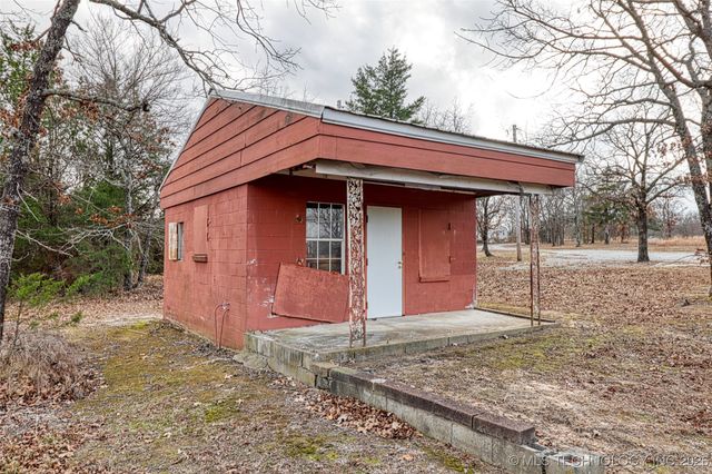 3440 Seven Devils Road, Mcalester, OK 74501