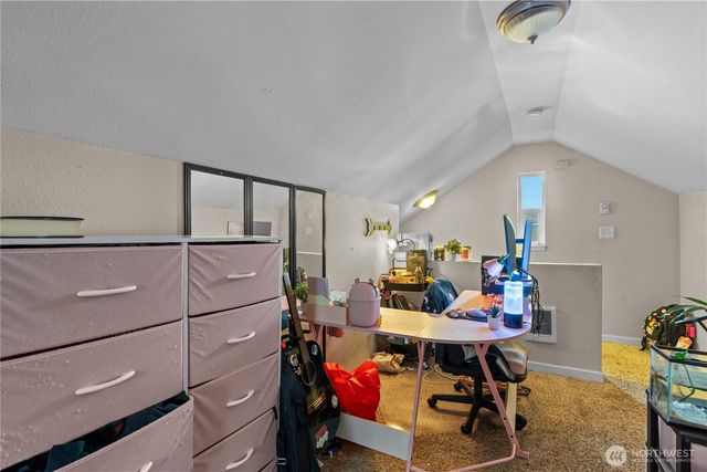 613 E 57th Street, Tacoma, WA 98404