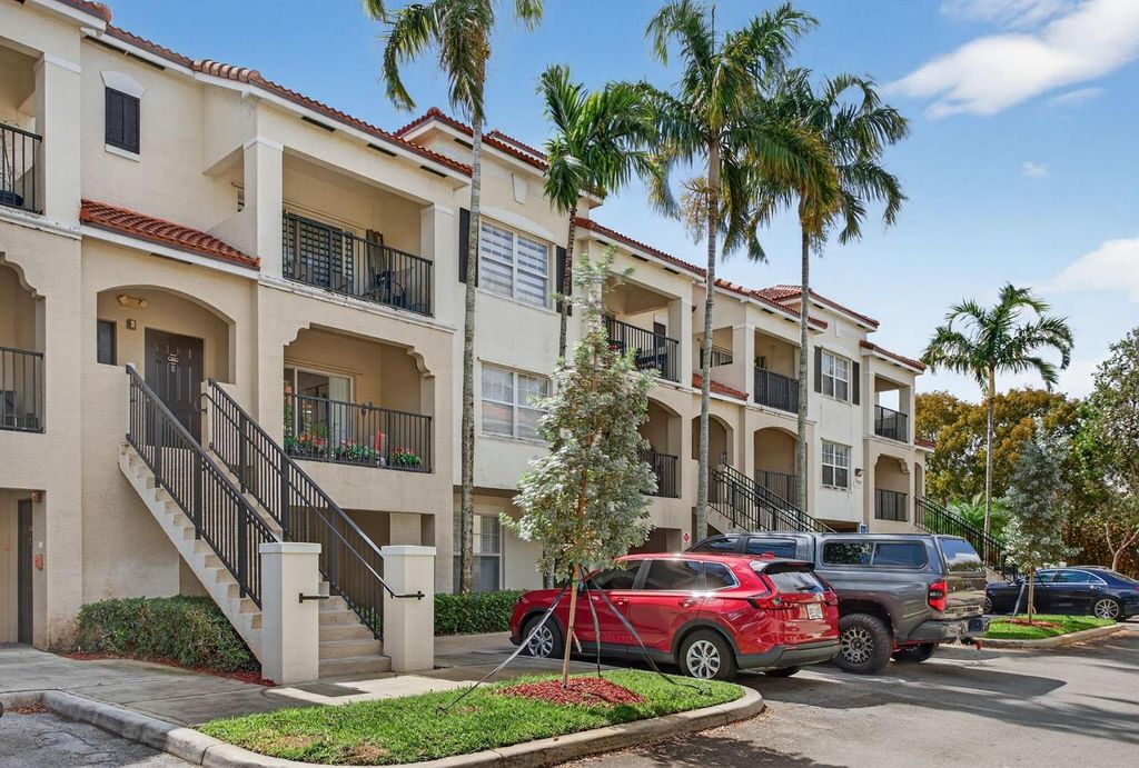 5980 W Sample Road 204, Coral Springs, FL 33067