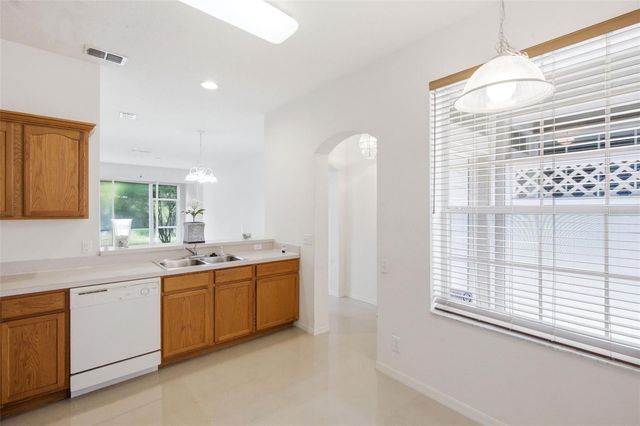 4132 BISMARCK PALM DRIVE, Tampa, FL 33610