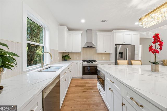 1038 W Atlanta Street SE, Marietta, GA 30060