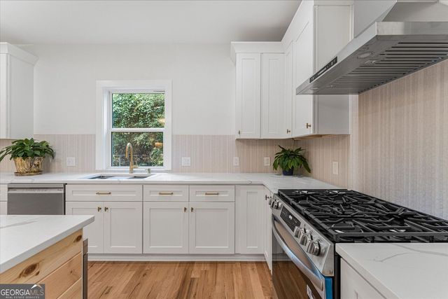 1038 W Atlanta Street SE, Marietta, GA 30060