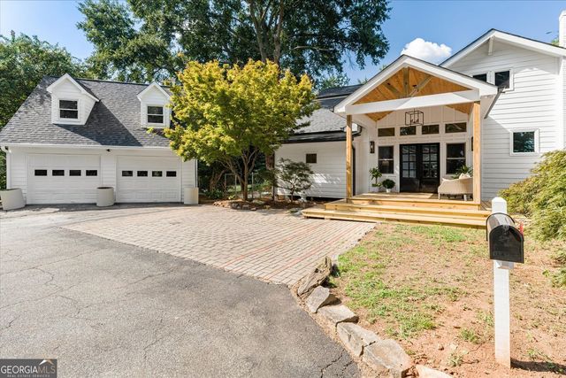 1038 W Atlanta Street SE, Marietta, GA 30060