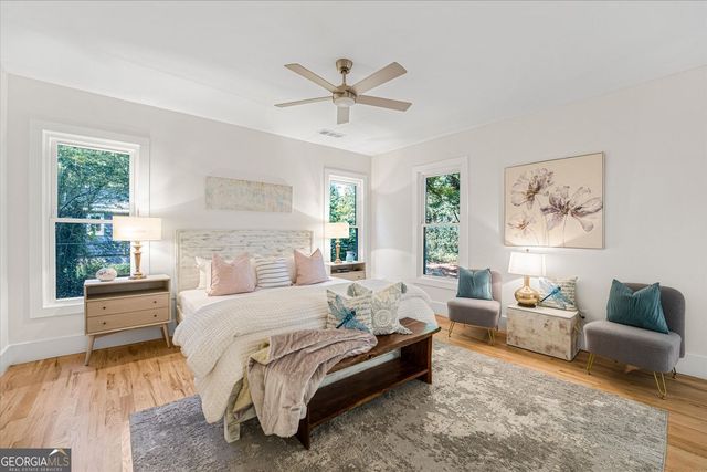 1038 W Atlanta Street SE, Marietta, GA 30060
