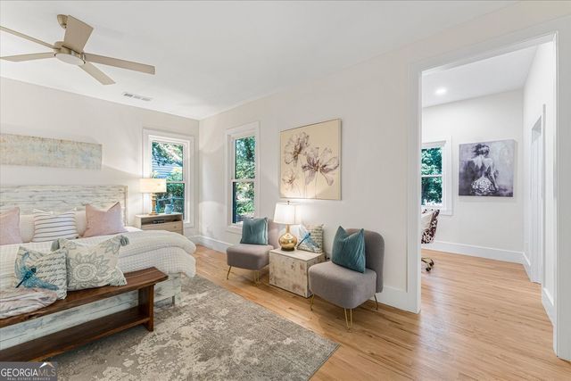 1038 W Atlanta Street SE, Marietta, GA 30060