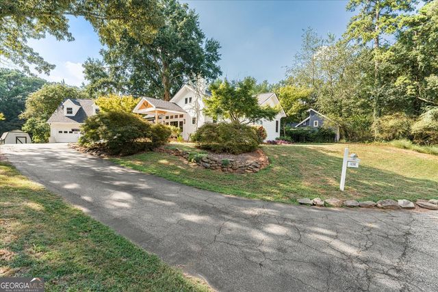 1038 W Atlanta Street SE, Marietta, GA 30060