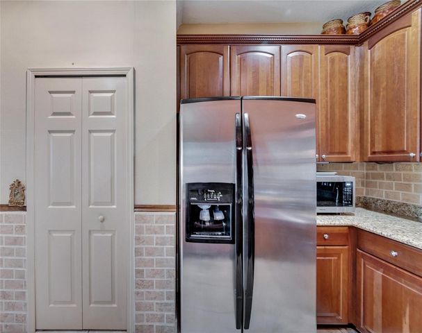 204 MYSTIC FALLS DRIVE, Apollo Beach, FL 33572