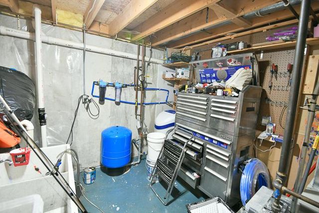 8715 378th AVENUE, Burlington, WI 53105