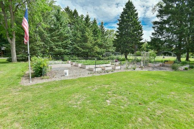 8715 378th AVENUE, Burlington, WI 53105