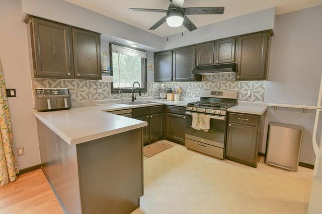 8715 378th AVENUE, Burlington, WI 53105