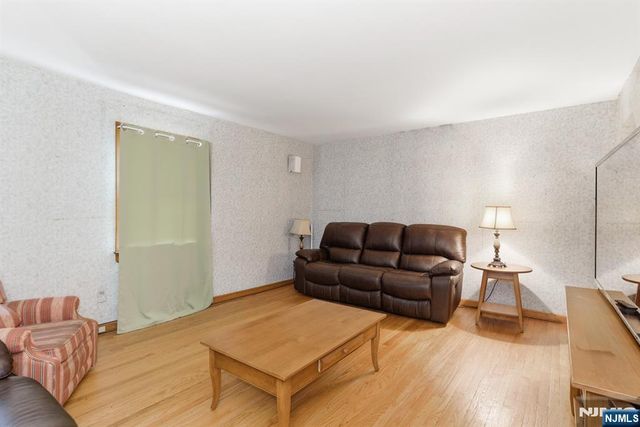 125 Illinois Avenue, Paterson, NJ 07503