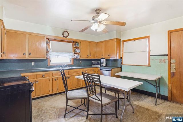 125 Illinois Avenue, Paterson, NJ 07503