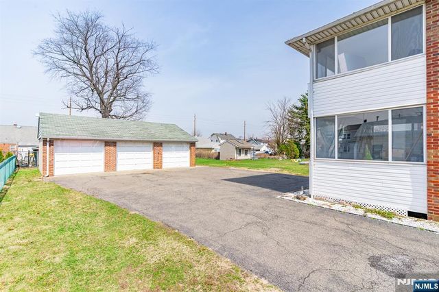 125 Illinois Avenue, Paterson, NJ 07503