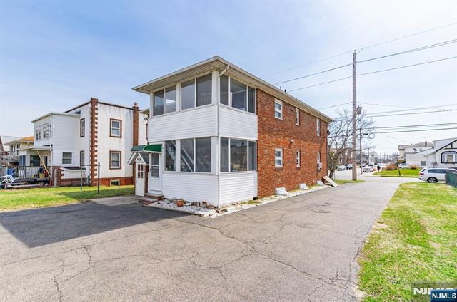 125 Illinois Avenue, Paterson, NJ 07503