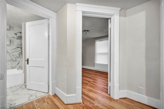 960 Whittier Avenue, Akron, OH 44320