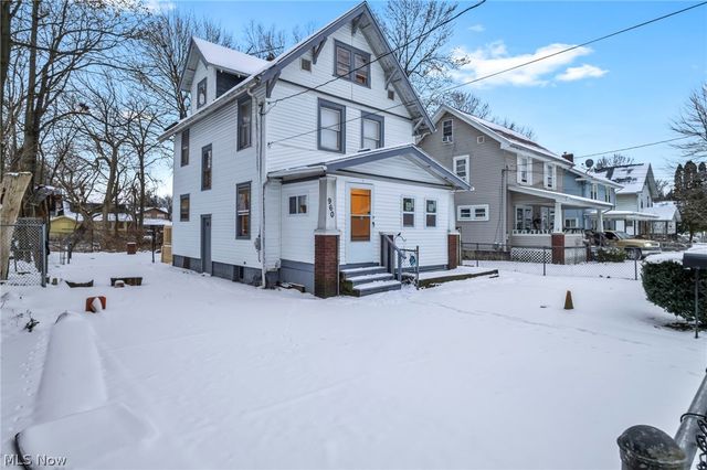 960 Whittier Avenue, Akron, OH 44320