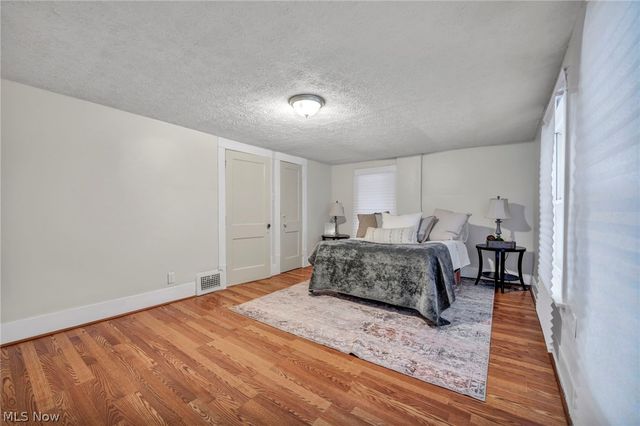 960 Whittier Avenue, Akron, OH 44320