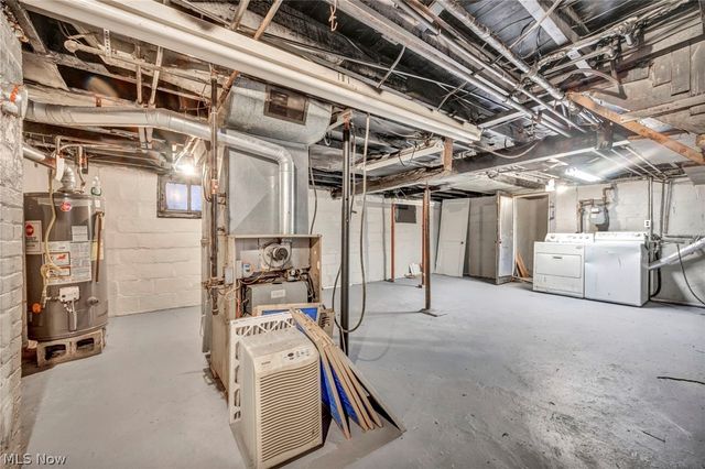 960 Whittier Avenue, Akron, OH 44320