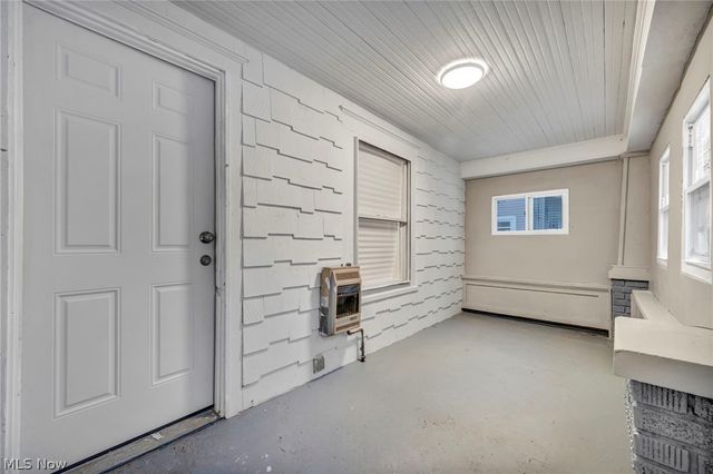 960 Whittier Avenue, Akron, OH 44320