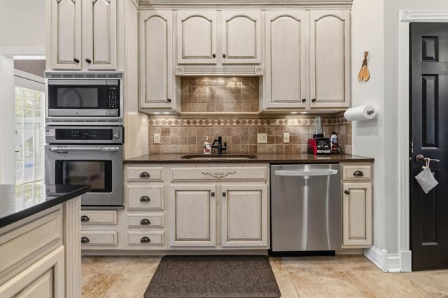 342 Silver Eagle Drive, London, KY 40744