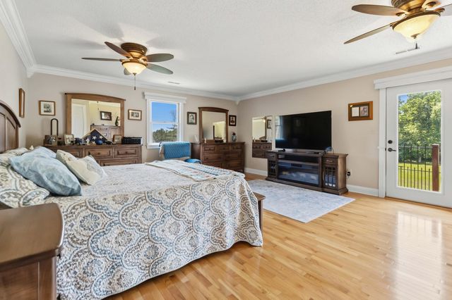 342 Silver Eagle Drive, London, KY 40744