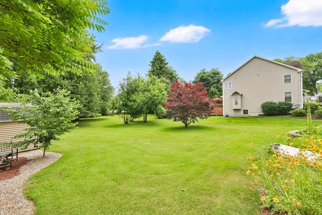115 Saratoga Ave, Chicopee, MA 01013