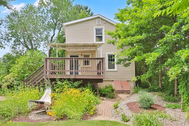115 Saratoga Ave, Chicopee, MA 01013