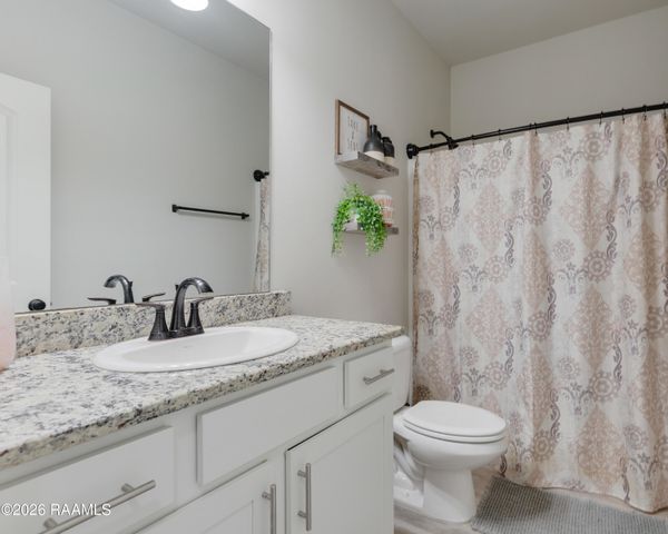 213 Saint Faith Street, Youngsville, LA 70592