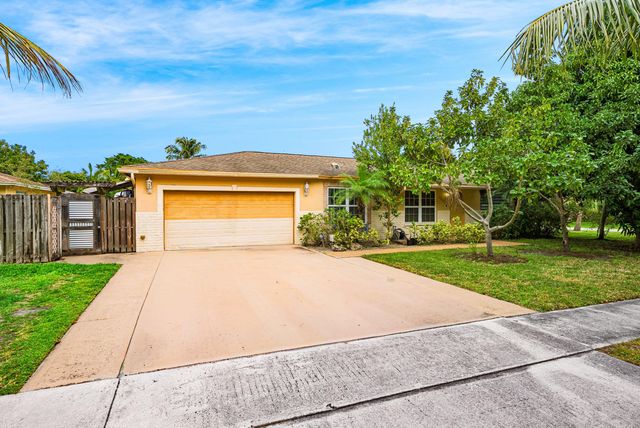 2655 Dorson Way, Delray Beach, FL 33445