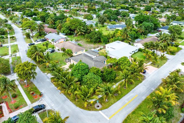2655 Dorson Way, Delray Beach, FL 33445