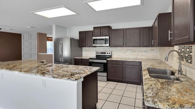 18627 REDRIVER TRL, San Antonio, TX 78259
