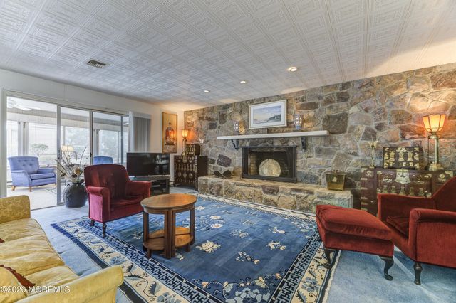 321A Sharon Way, Monroe, NJ 08831