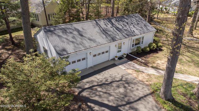 321A Sharon Way, Monroe, NJ 08831