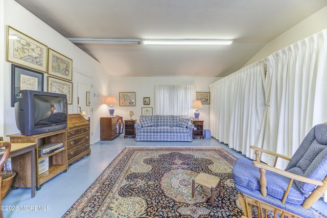 321A Sharon Way, Monroe, NJ 08831