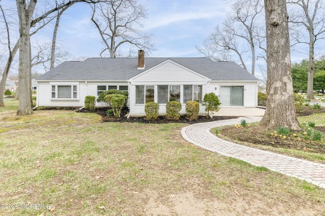 321A Sharon Way, Monroe, NJ 08831