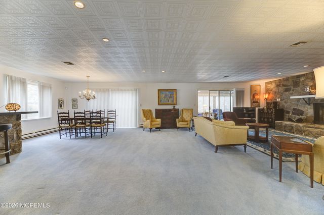321A Sharon Way, Monroe, NJ 08831